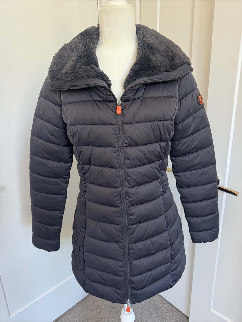SAVE THE DUCK Women's Dark Gray Quilted Puffer Coat with Faux Fur Collar